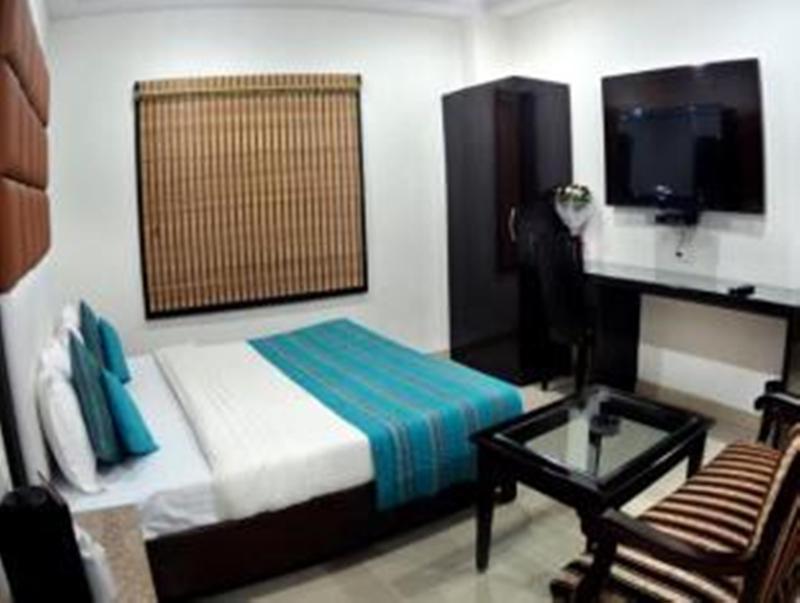 Hotel Mohan International New Delhi Exteriör bild