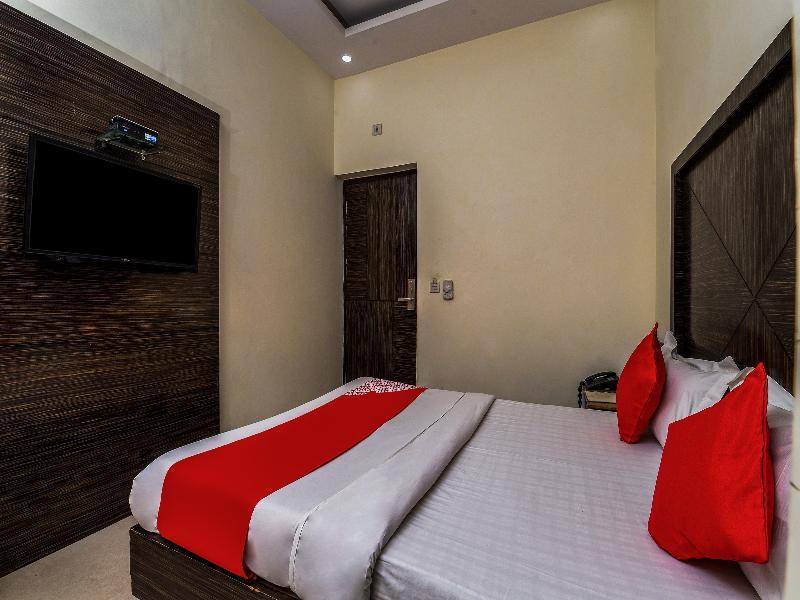 Hotel Mohan International New Delhi Exteriör bild